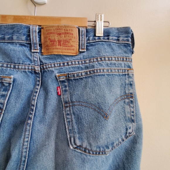 Vintage Levis 516 jeans Made in Canada, High waist blue wash 36/30 - Picture 5 of 9